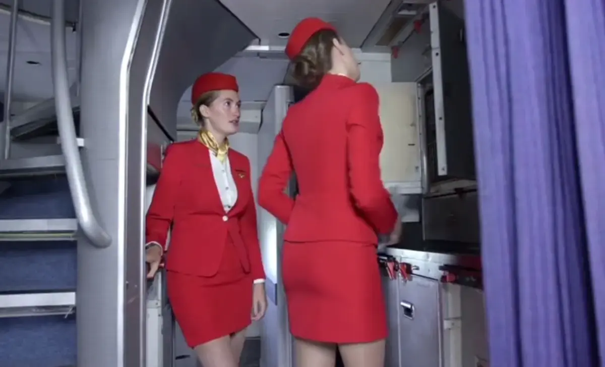 电影《法国空姐(多塞尔航空)》高清完整版在线观看-2019法国空姐资源下载-免费无广告播放