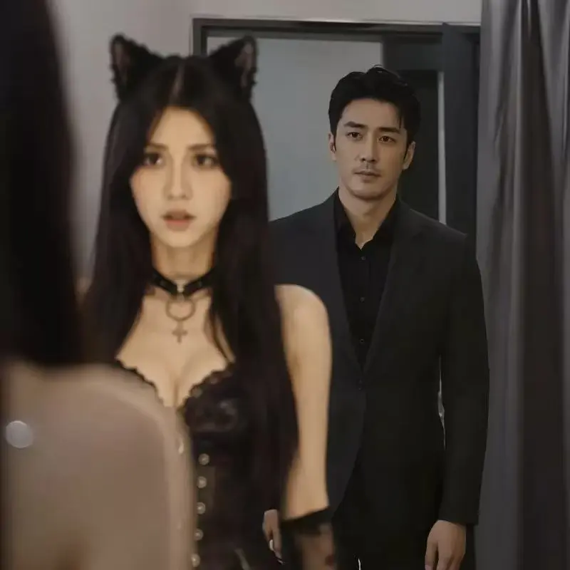 《不能碰的猫耳女下属的秘密》2026都市职场悬疑AI短剧完整版合集-谜团探寻坚守底线反转追剧-不能碰的猫耳女下属的秘密全网刷屏高热度黑马
